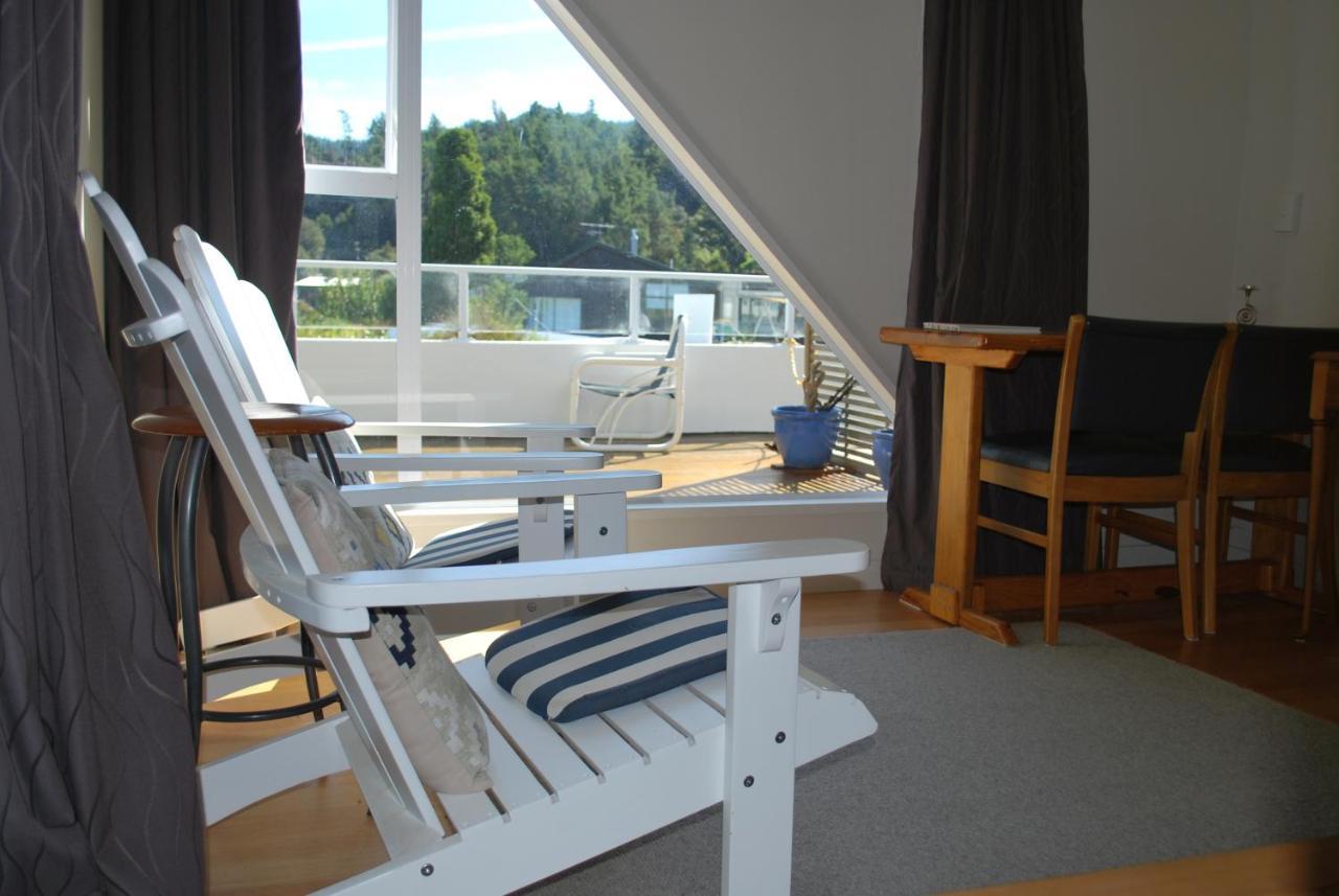 Beach Front:Palms-On-The-Beach.Kaiteriteri. Exterior photo